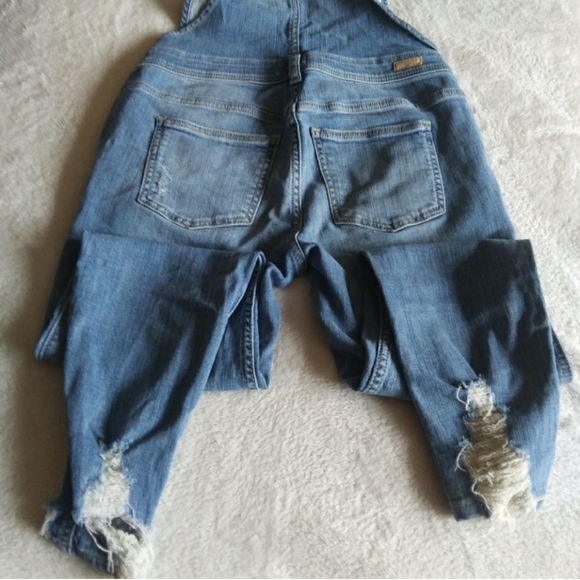 Sneak Peek Distressed Denim Skinny Overalls EUC - Picture 8 of 14